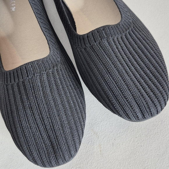 Danskin Hope Black Slip-On Ballet Flats - Size 8.5 - Picture 10 of 14